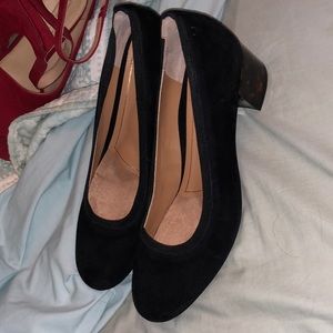 Cute black heels! Never worn